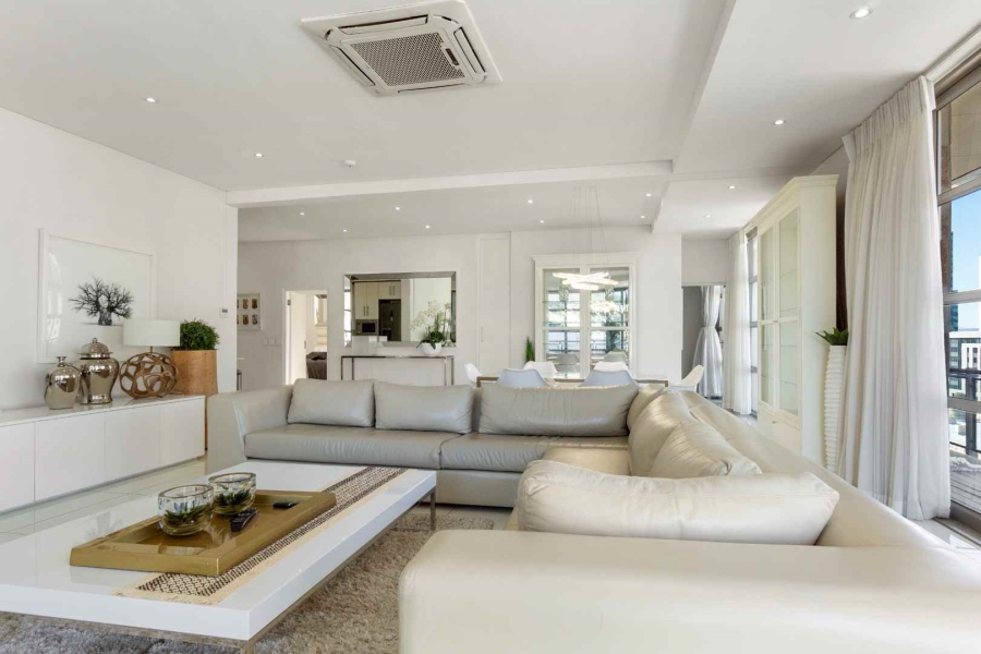 2 Bedroom Property for Sale in De Waterkant Western Cape